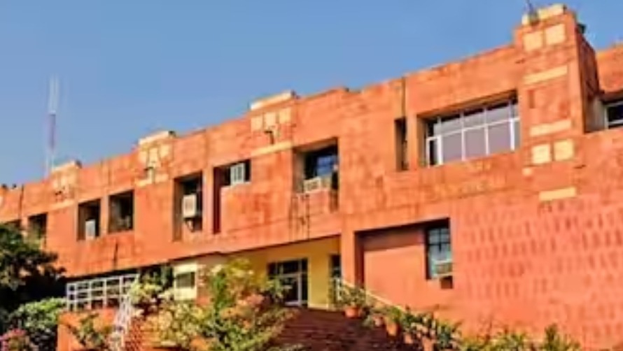 छात्रा ने JNU प्रोफेसर पर लगाया यौन उत्पीड़न का आरोप, छोड़ दिया कैंपस भी, छात्र संघ ने की कार्रवाई की मांग 